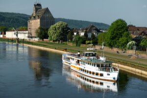 Transport pasażerski w miastach – przyszłość na rzece wrocławskiej