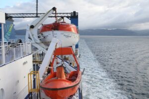 Jak uzyskać patent sternika jachtowego – co musisz wiedzieć o kursie