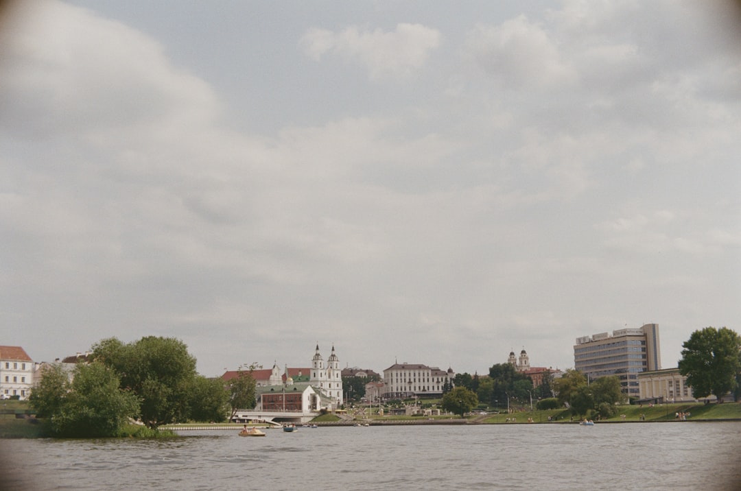 Rola samorządów w rozwoju turystyki rzecznej – przykłady z Polski