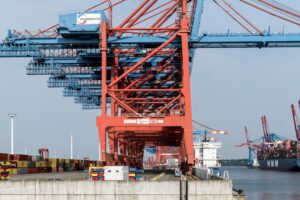 Elektryczne statki rzeczne – jak to działa i dlaczego to przyszłość transportu