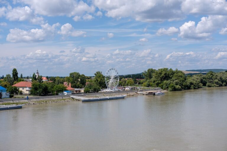 Rola Wód Polskich w administrowaniu drogami wodnymi – zadania i wyzwania